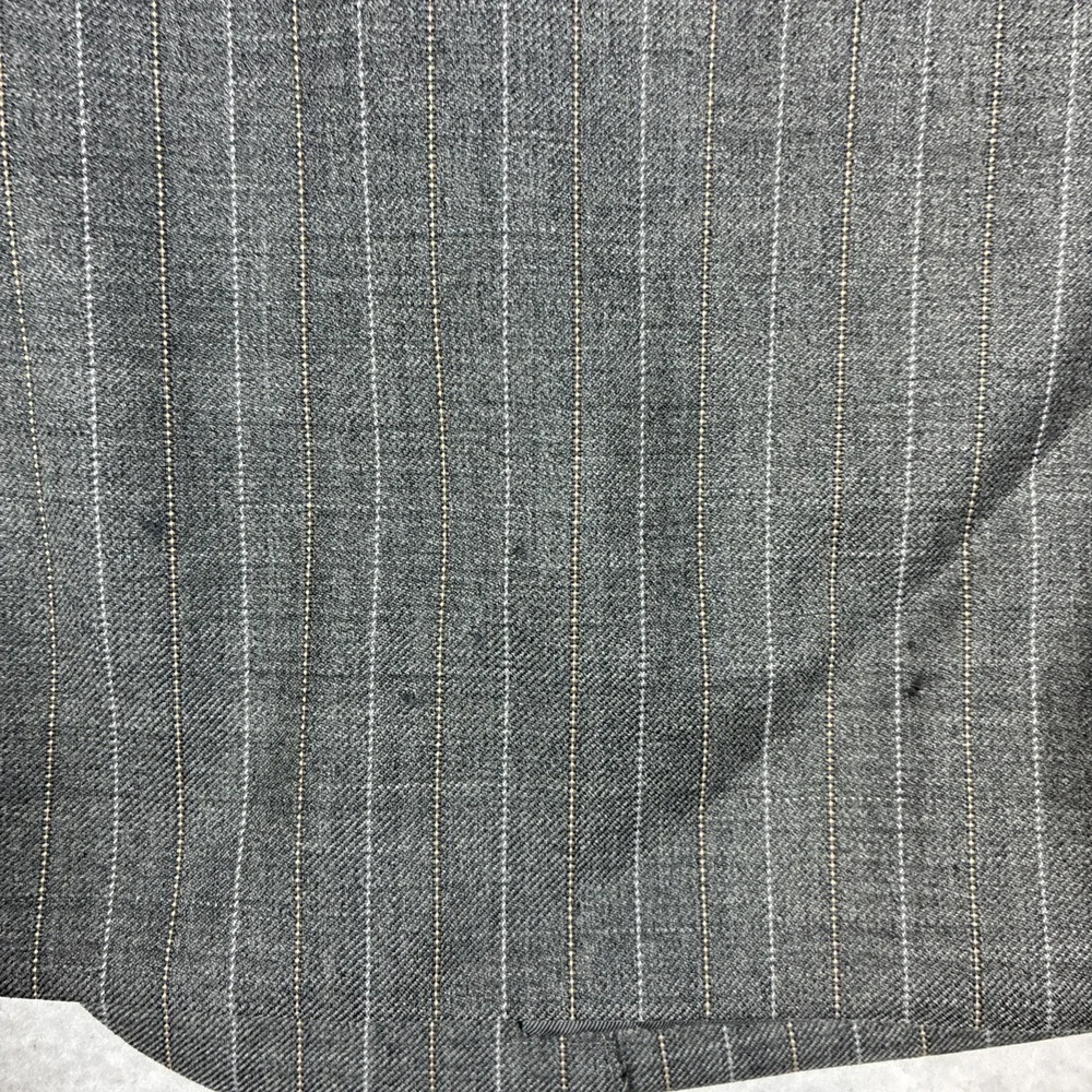 Jos. A Bank Signature Men's Wool Gray Pinstripe Suit 2 Piece 42R 35x30